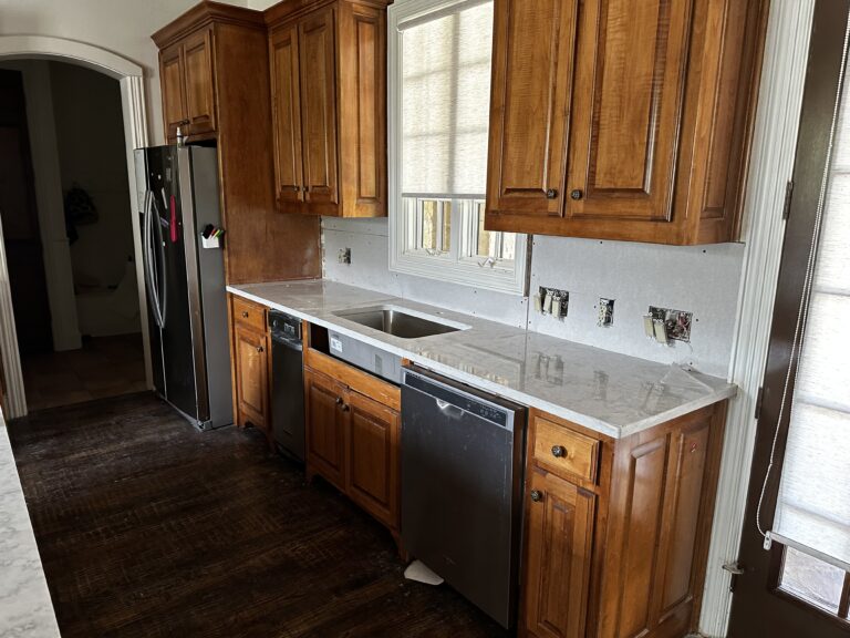 Why Your Kitchen Feels Outdated and Simple Ways to Modernize It